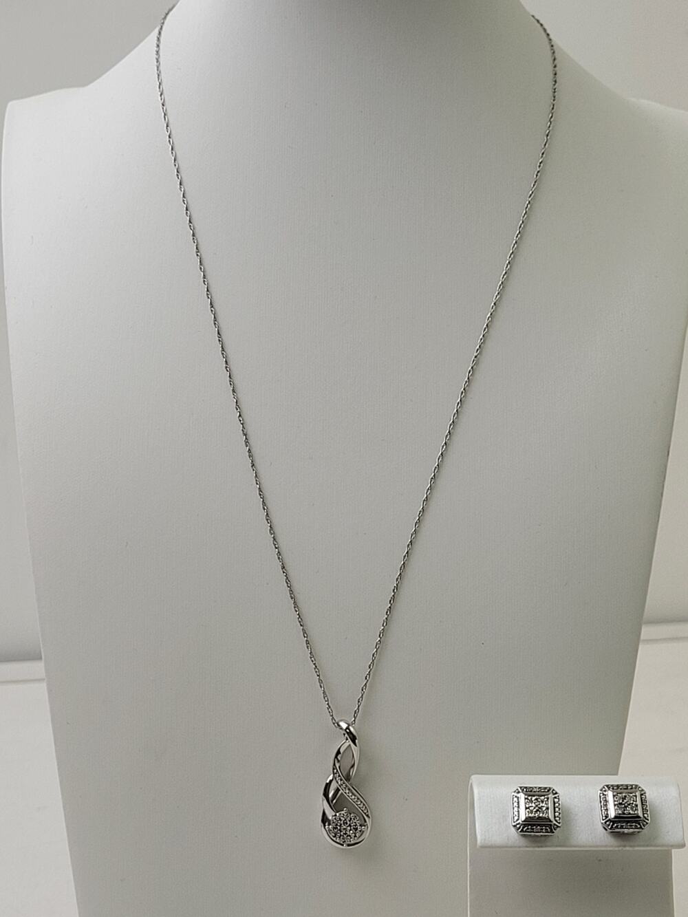 Kay Jewelers Sterling Silver Infinity Diamond Necklace w Matching Studs NIB